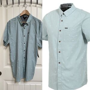 NWT Volcom White Noise Short Sleeve Woven Cloud Blue Button Up Casual Shirt. XXL